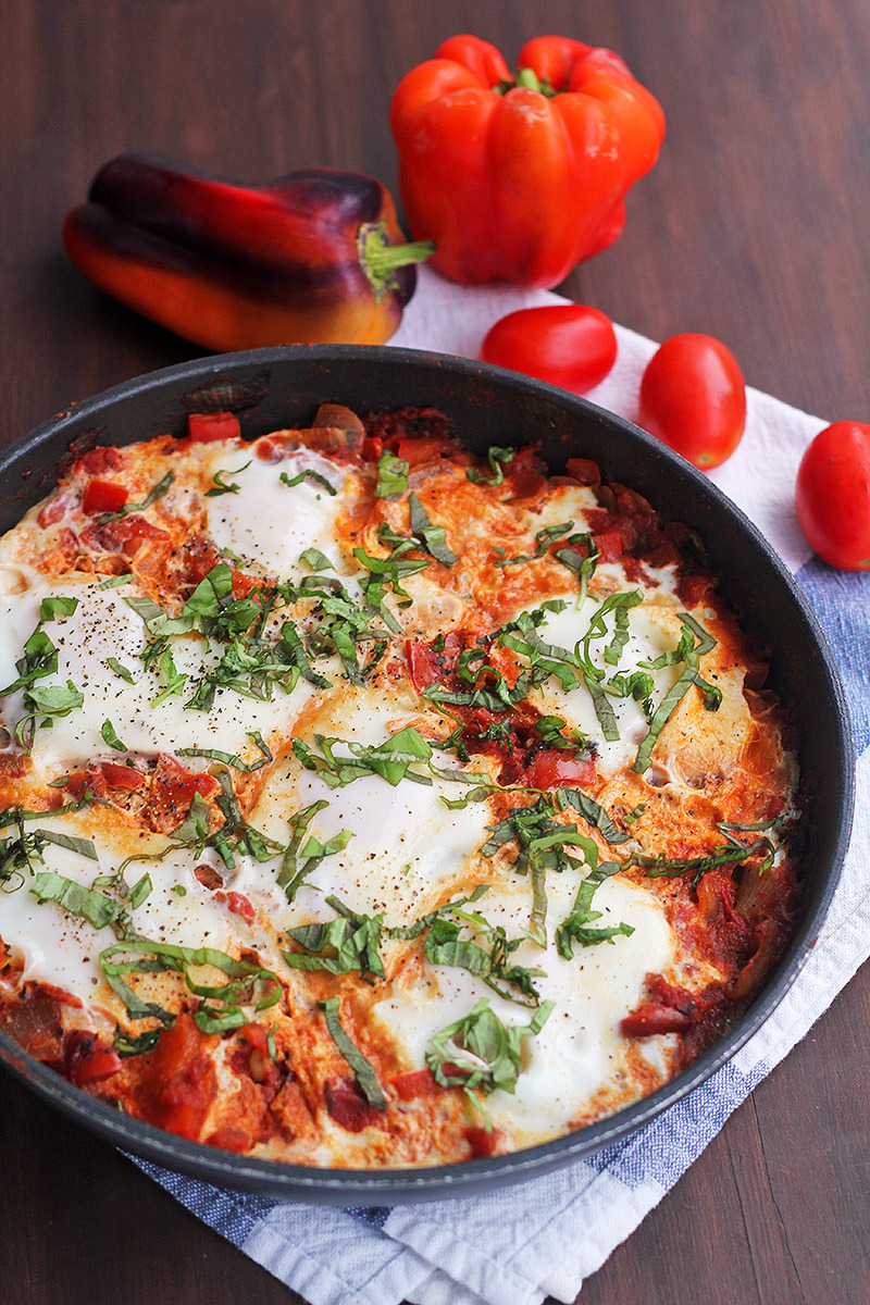 fattributes:  One-Pan Eggs with Tomatoes and Bell Peppers