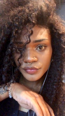 fairyneko:aaliyahbreaux:hallyulah:aaliyahbreaux:“men that date trans women are