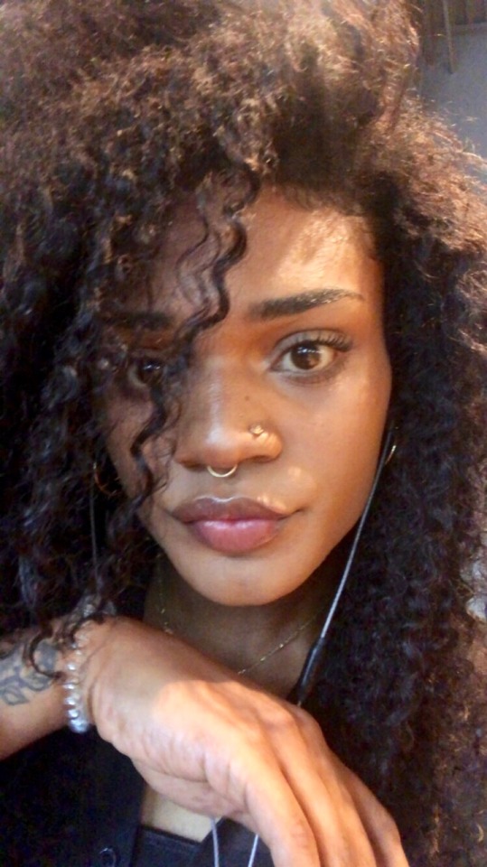 fairyneko:aaliyahbreaux:hallyulah:aaliyahbreaux:“men that date trans women are