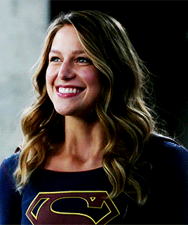 schottjr:  A smile that could make flowers grow.  🌺 