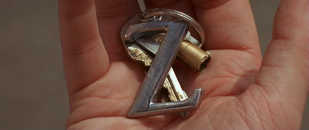 ozu-teapot:  Pulp Fiction - Quentin Tarantino - 1994 
