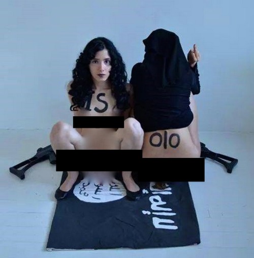 Sex splendidamentevitadituttiigiorni:  by http://www.theblaze.com/stories/2014/08/25/egyptian-activist-defecates-on-islamic-state-flag-while-nude-in-viral-photo/ pictures