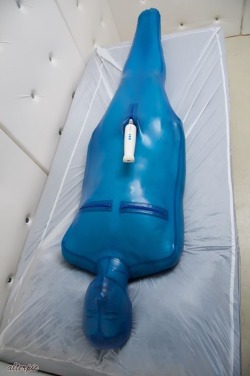 whipman-andy:  Stored in the rubber cell…we’ll let the vibrator run until the battery dies…. 