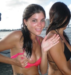 1loverofamateurs:  Thank you for following me!  If you’re not