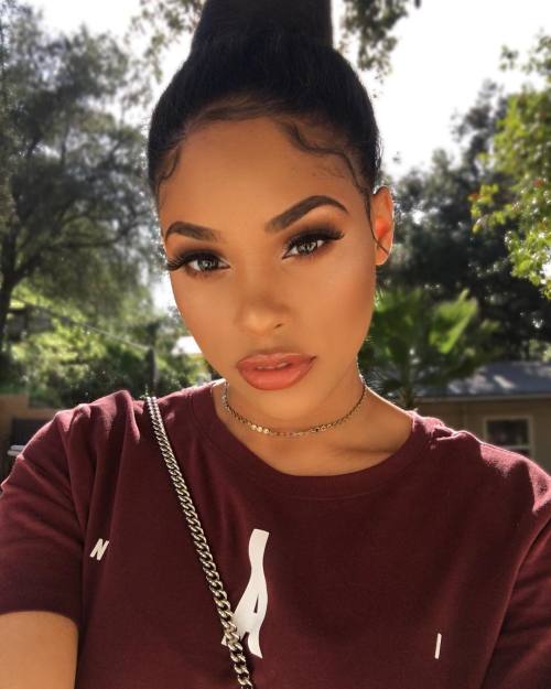 itsmyrayeraye: Did y'all catch Instagram live of me caking le face? Don’t miss it next time. ☹️ I’m 