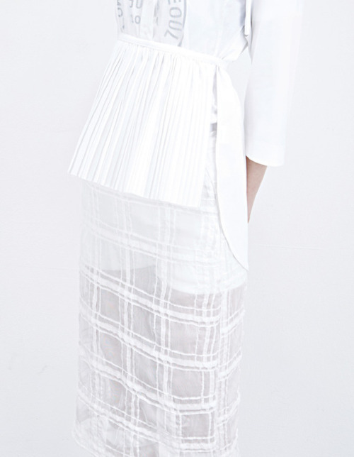 9thspace:  low classic ss13 