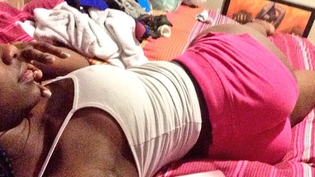 illyspov:  Jamaicans be thick in the right places I swear.  Twitter: @MahlissaRozay