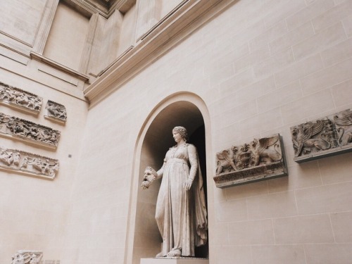 croathia: Musée du Louvre, Paris.
