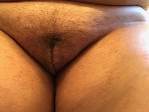 awesome-nips-lips:  luvfucking1257:  How’d ya like some close ups from after shower. Please reblog and comment.  Awesome 👏🏻 