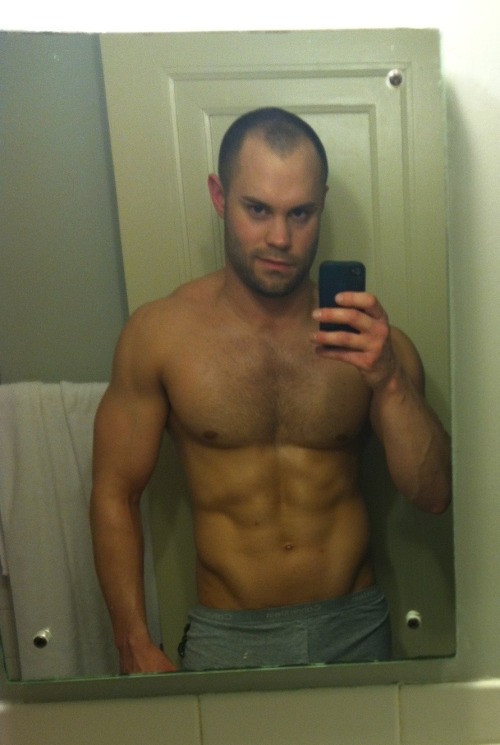 instaguys:  Guys with iPhones Source: gwip.me adult photos