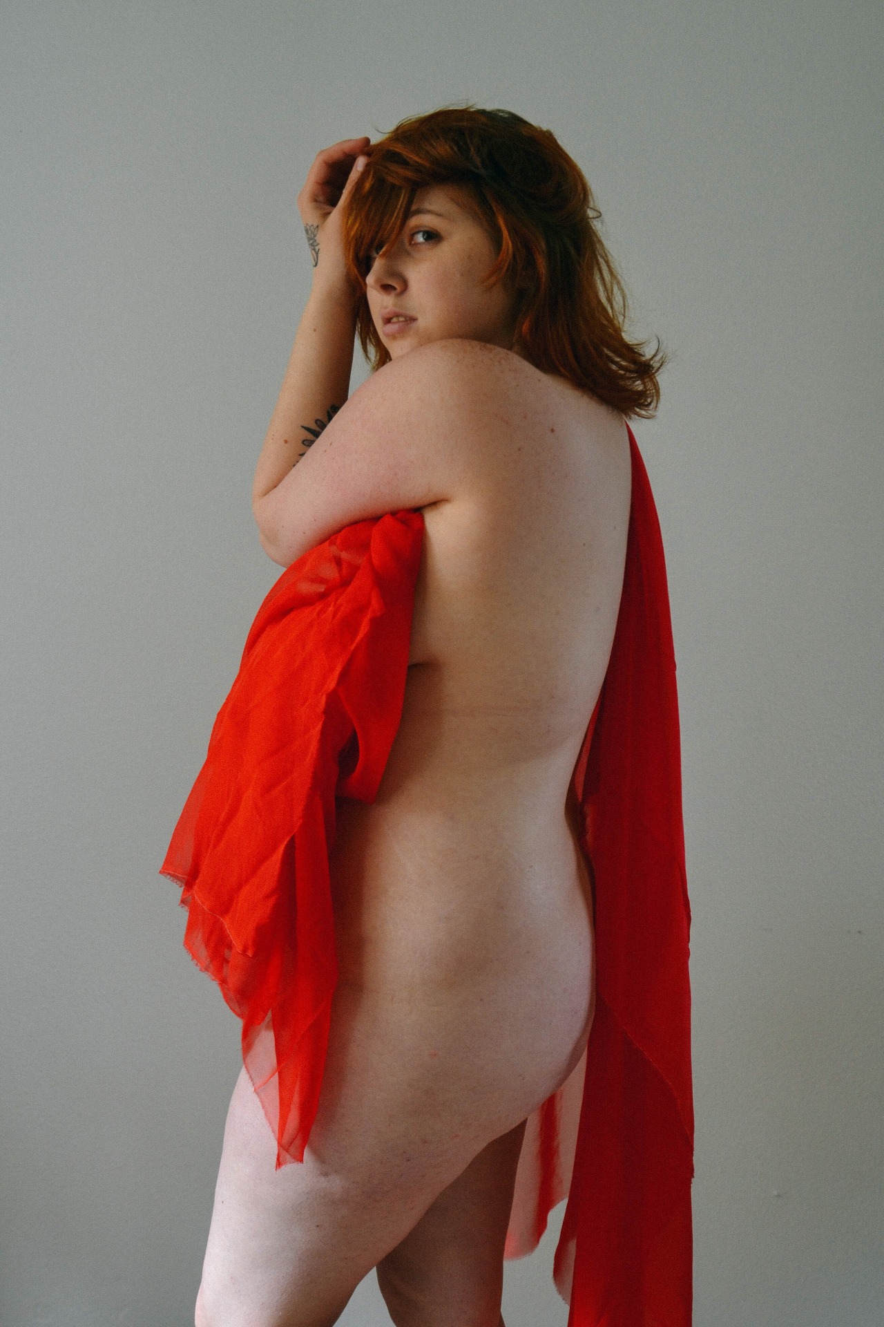 kathrynlouiseh:  Photos by the late @johnnymumblespics