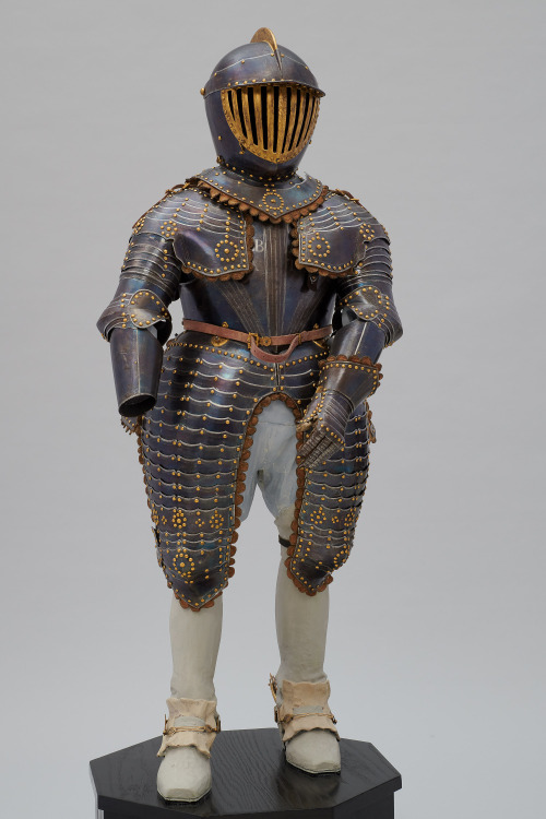 A blued and gilt Cuirassier armor made for the 13 year old Archduke Ferdinand Karl von Habsburg, Inn