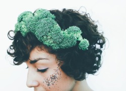 altruisticmisanthrope:  broccoli floret crowns are better than flower crowns 