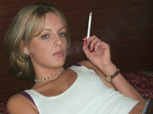 tattookenobi: my-smokey-obsession: Julie- She was epic, early 2000′s ……. Remembe