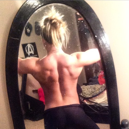 bodybuildingblondie: Clearly this is just good lighting and a circus mirror #gainz #muscle #back #fl