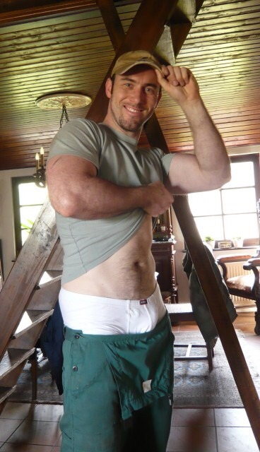 averagedudenextdoor:constructionmike69-deactivated2:Good ol boy showing off his goods Wanna?