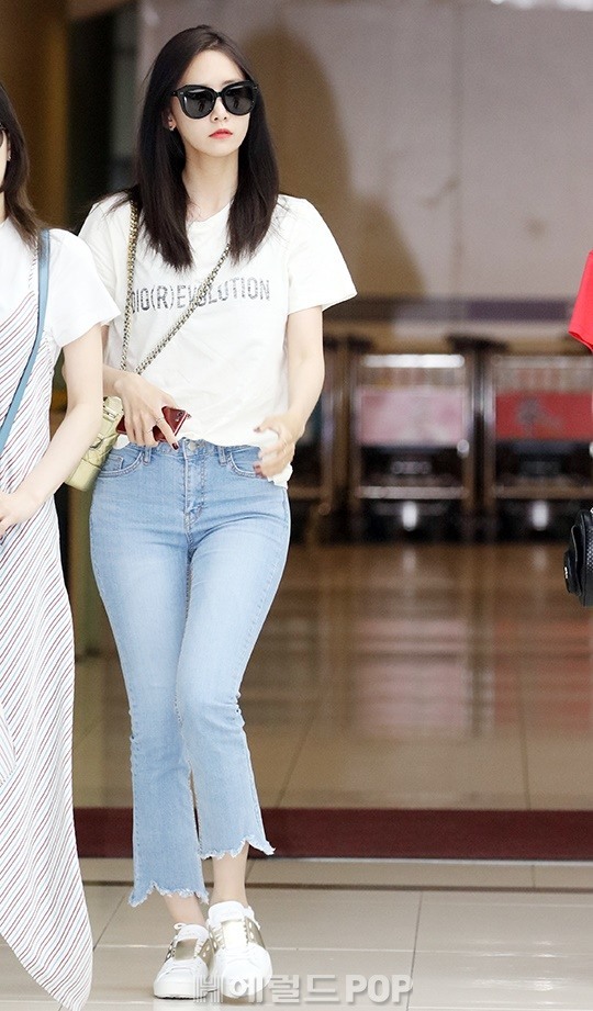 Girls’Generation YoonA airport fashion at Gimpo... - Korean Celebrities ...