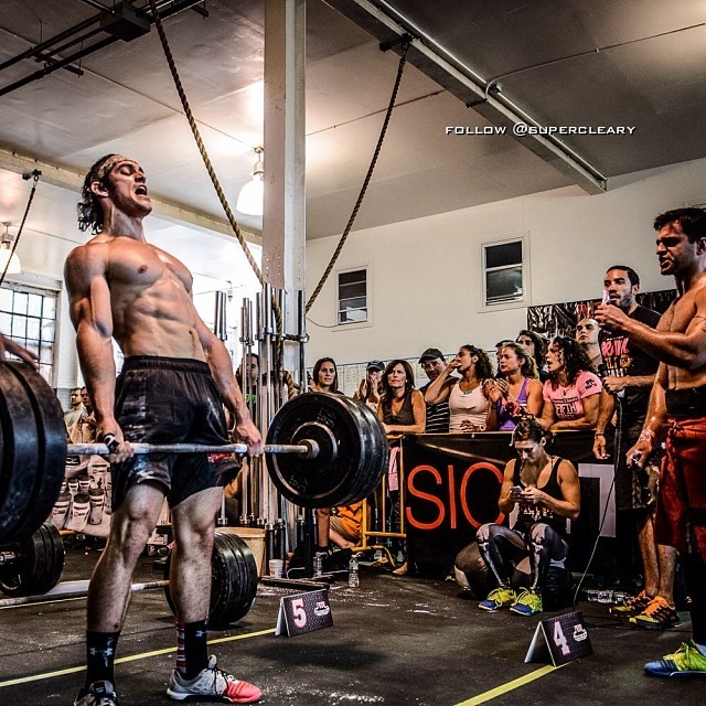 superclearyphoto:  @aflowwin of @skypointcrossfit repping out #deadlifts during “dead
