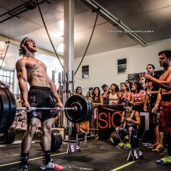 superclearyphoto:  @aflowwin of @skypointcrossfit