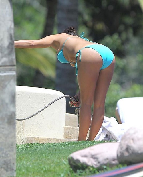 XXX tisuliini:  Kim Kardashian, Blue Bikini  photo