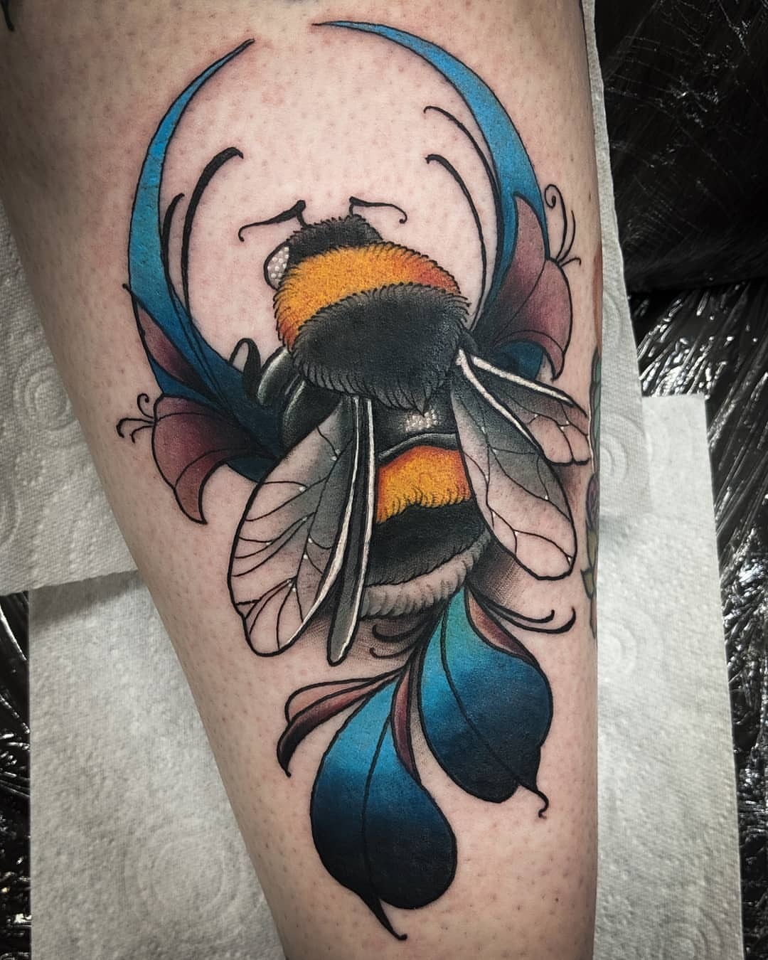 OLLIE KEABLE TATTOOS  Cute fluffy bee on Lauren today Thanks Done at