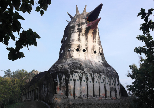 nambroth:becausebirds:Deep in the forests of Central Java, towering above the surrounding trees, lie