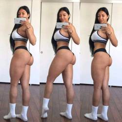 1mysexyworldpr:Selfie fitnes girl Sumeet Sahmi