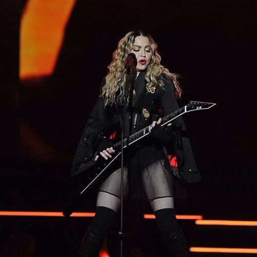 #Madonna #RebelHeartTour #BurningUp #Louisville #KFCYumCenter #Kentucky