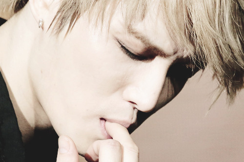 jaejongs:  absolutely flawless 