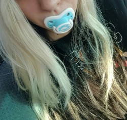 purrfectlittleprincess:  I got my first paci today!!! I’m so happy 😊