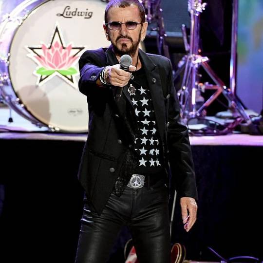 anotherkindofmindpod:Happy 80th Birthday to the one and only Ringo Starr!