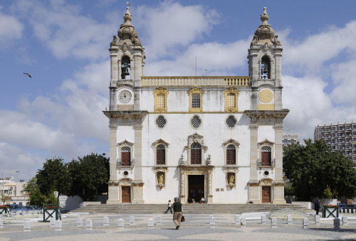 Igreja da Ordem Terceira de Nossa Senhora do Monte do Carmo, Faro, view of the façade, project by Di