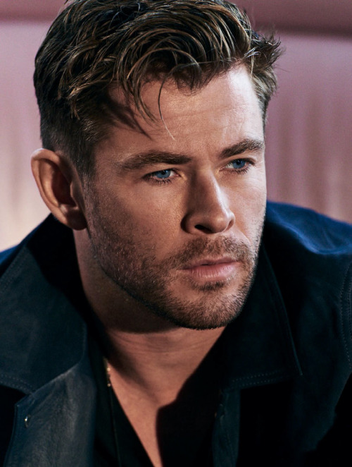 GQ Spain June 2019 CoverChris Hemsworth by Matthew Brookes