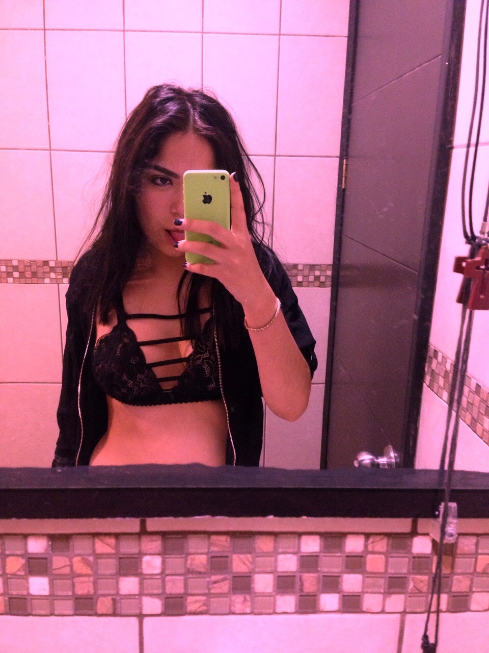 wearedarks420:  Noches ricas