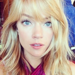 justlindsayellingson:  Loved today’s #hair and #makeup for @victoriassecret by @fulviafarolfi and @diegodasilva_ 😘 #miami