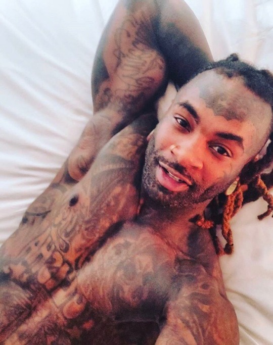 tradequeen69:Blkk Frost one of my fav porn stars he has a fat ass and is very sexually