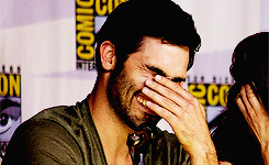 dailytylerhoechlin:tyler hoechlin + scrunchy face
