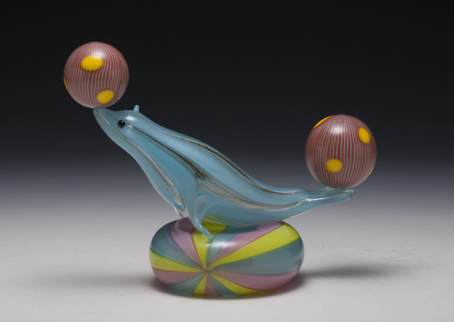 itscolossal:Small Glass Animal Sculptures by Claire Kelly Connect To Larger Issues of Conservation@a