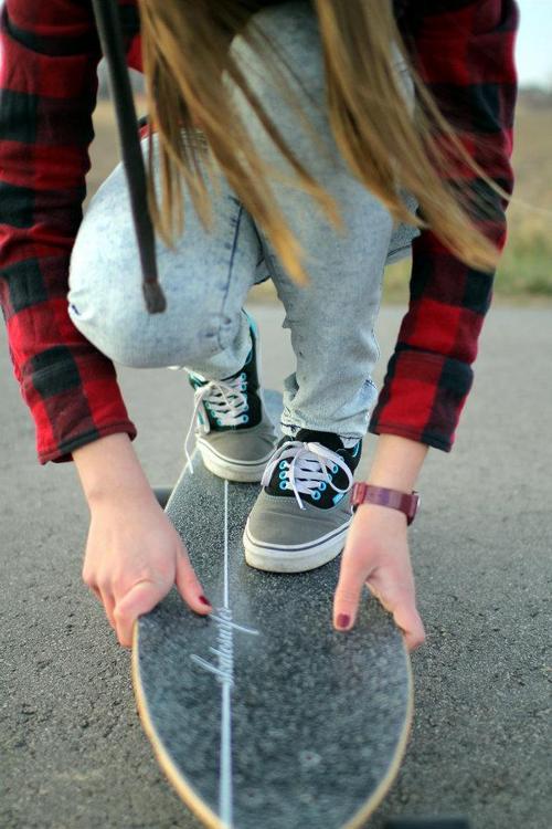 youngdreamerlove:  Skate time ! -follow me <3