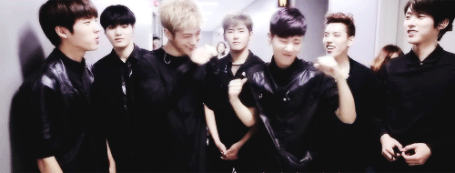 eteru:  Sunggyu and Myungsoo imitated Gyu’s action scenes in Back MV