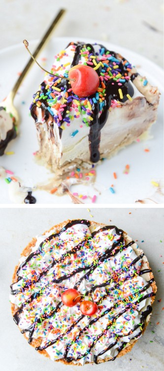decadentdessertsblog:Coffee Ice Cream Hot Fudge Sundae Pie with a Coconut Macaroon Crust Recipe from