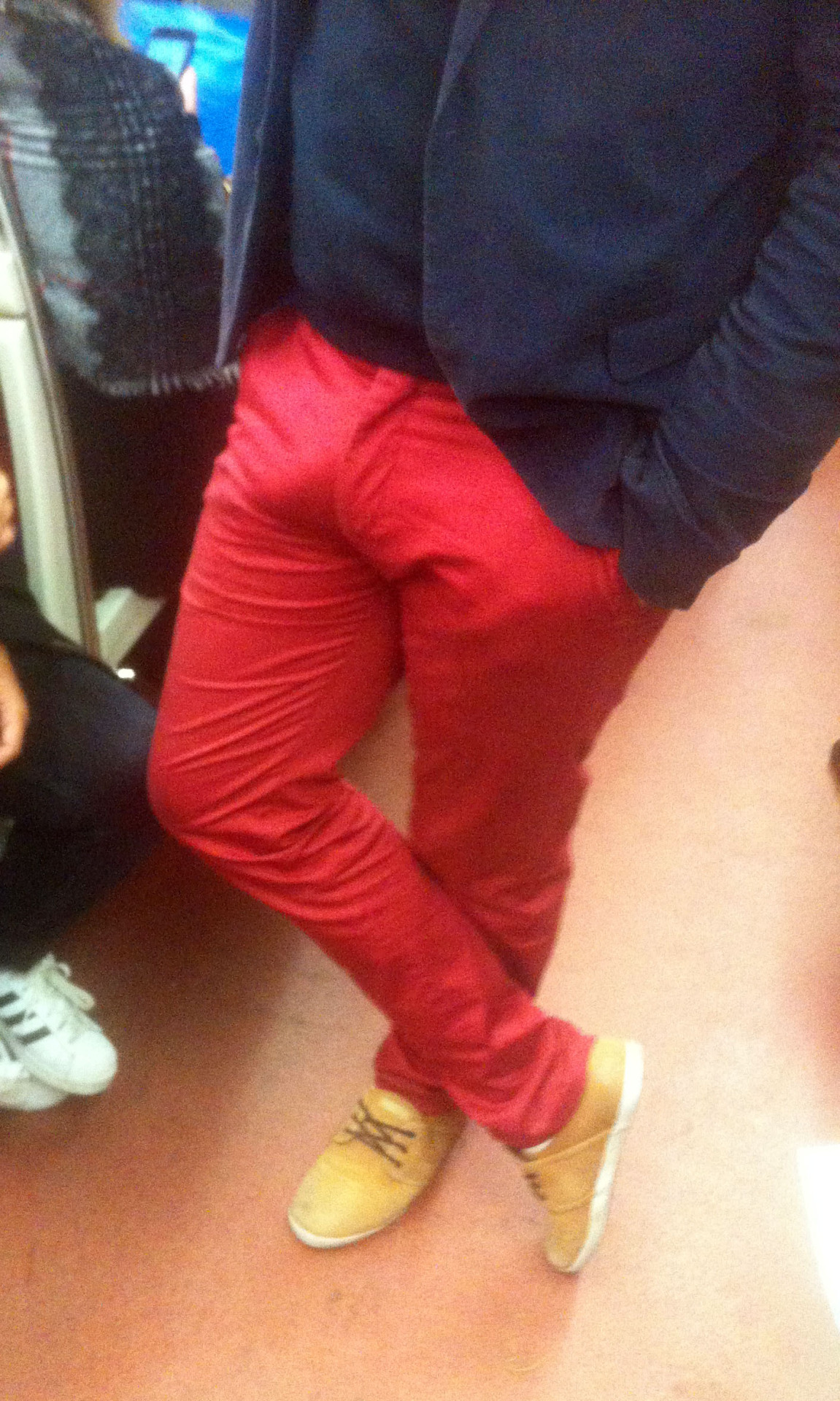 freeballing-and-more:  Petites photos d emon cru…. la video va suivre…..PLUS