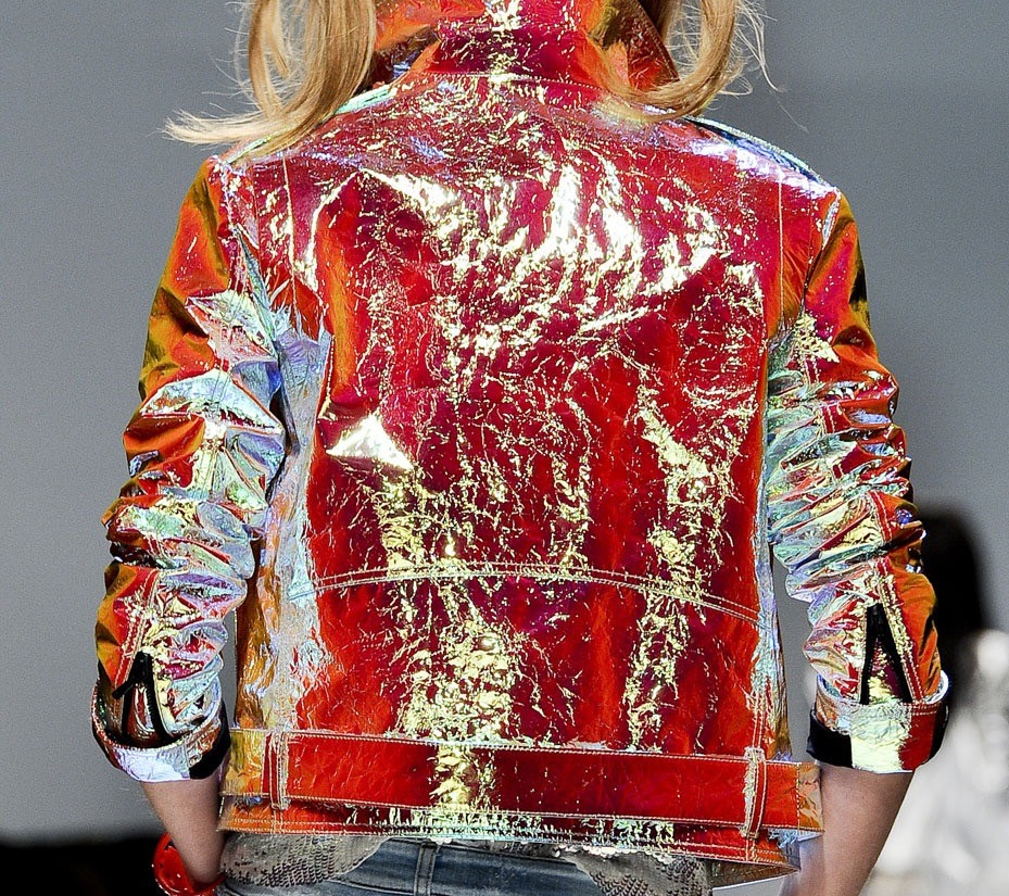 monsieur-j:Blumarine Fall 2012 Runway Details