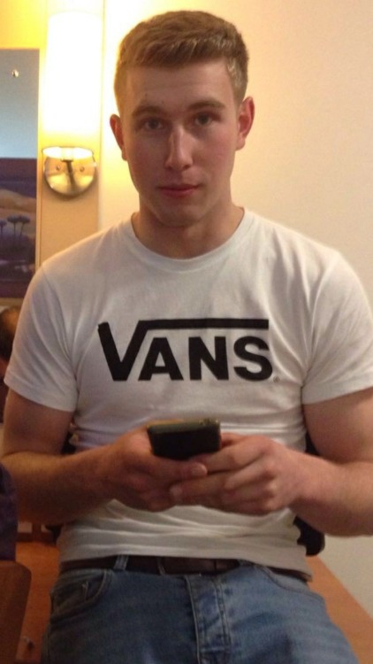 luke-winters:  jordansboysxoxo:  Liam, 18, Peebles, Scotland sent me a few videos too might post the