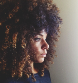 bglhonline:  More of Mel’s natural hair