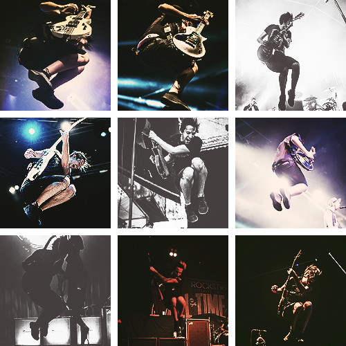 cieuxnoirs:  All Time Low on stage + Jack jumping. 