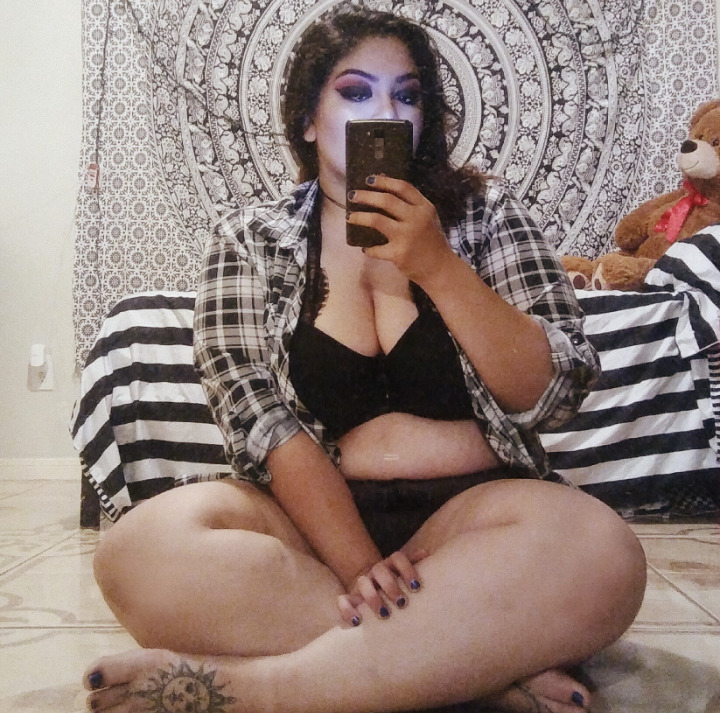 chubby-bunnies:  ❤🍗embrace the meat🍗❤ (i–am–sane)