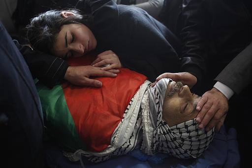 frompalestinewithlove:  Ziyad Abu Ein’s daughter bids her father a farewell one