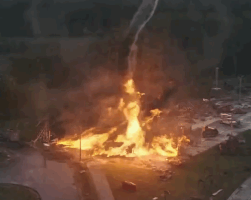 My Brain : Yup, This Is Fine. This Is Good. 