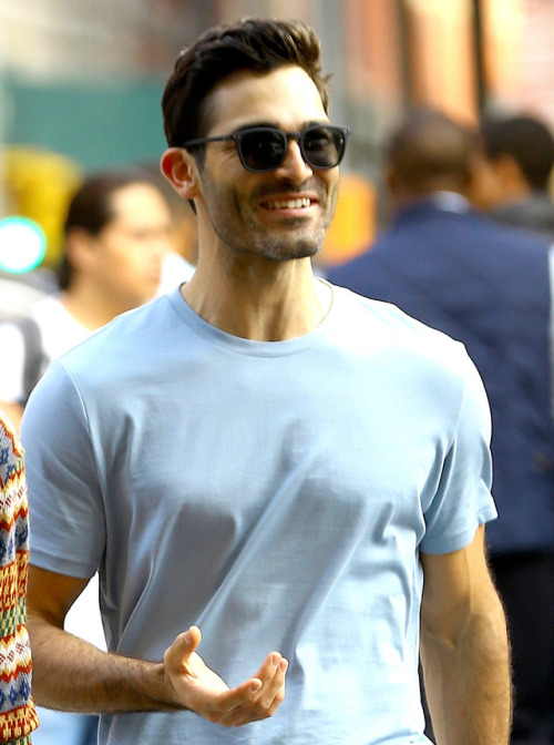 stellina-4ever:Tyler Hoechlin Filming ‘Can You Keep A Secret’ in New York - October 10, 